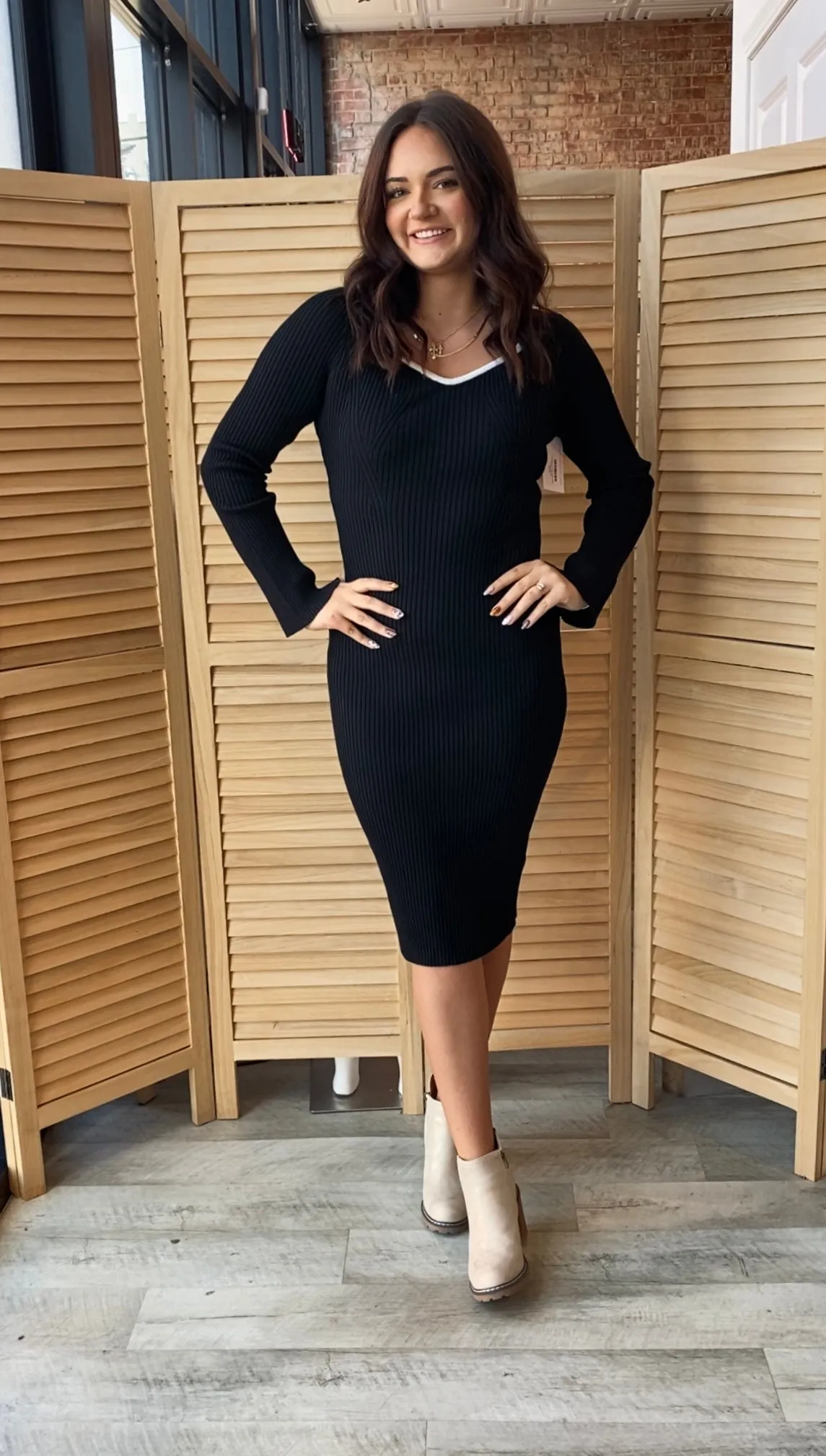 Contrast Trim Long Sleeve Midi Dress