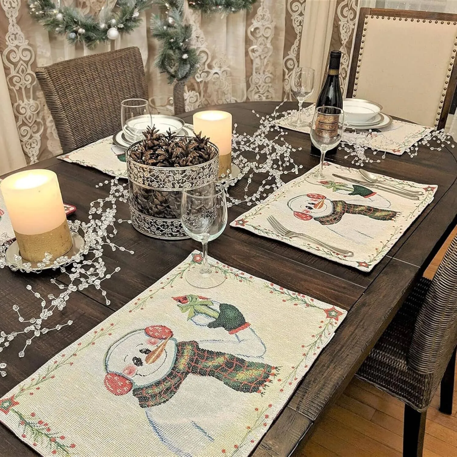 DaDa Bedding Set of 4-Pieces Magical Snowman Holiday Tapestry Placemats 13” x 19” (9733)