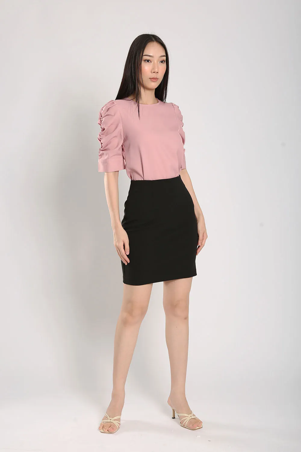 Ovidia Pencil Ultra-Stretch Mini Pencil Skirt in Black