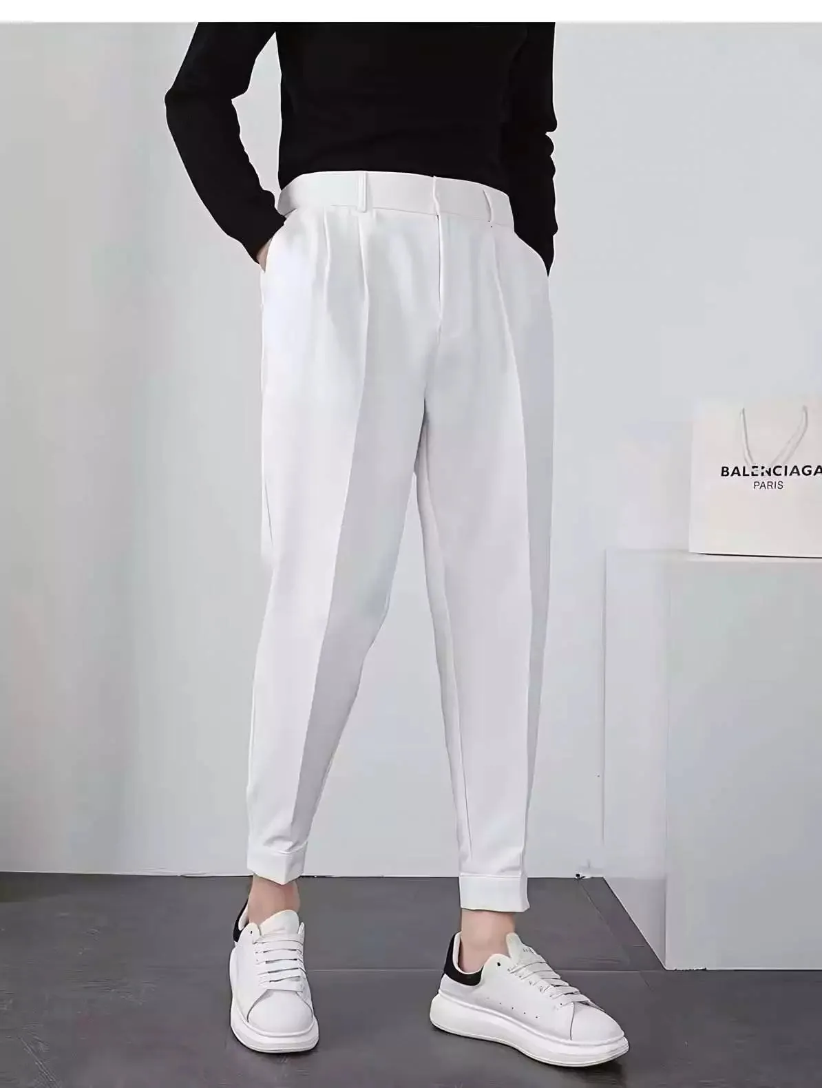 Seoul Tapered Pleat Pants