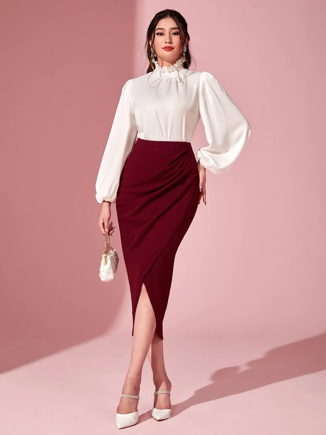 SHEIN Modely Ruched Tulip Hem Skirt