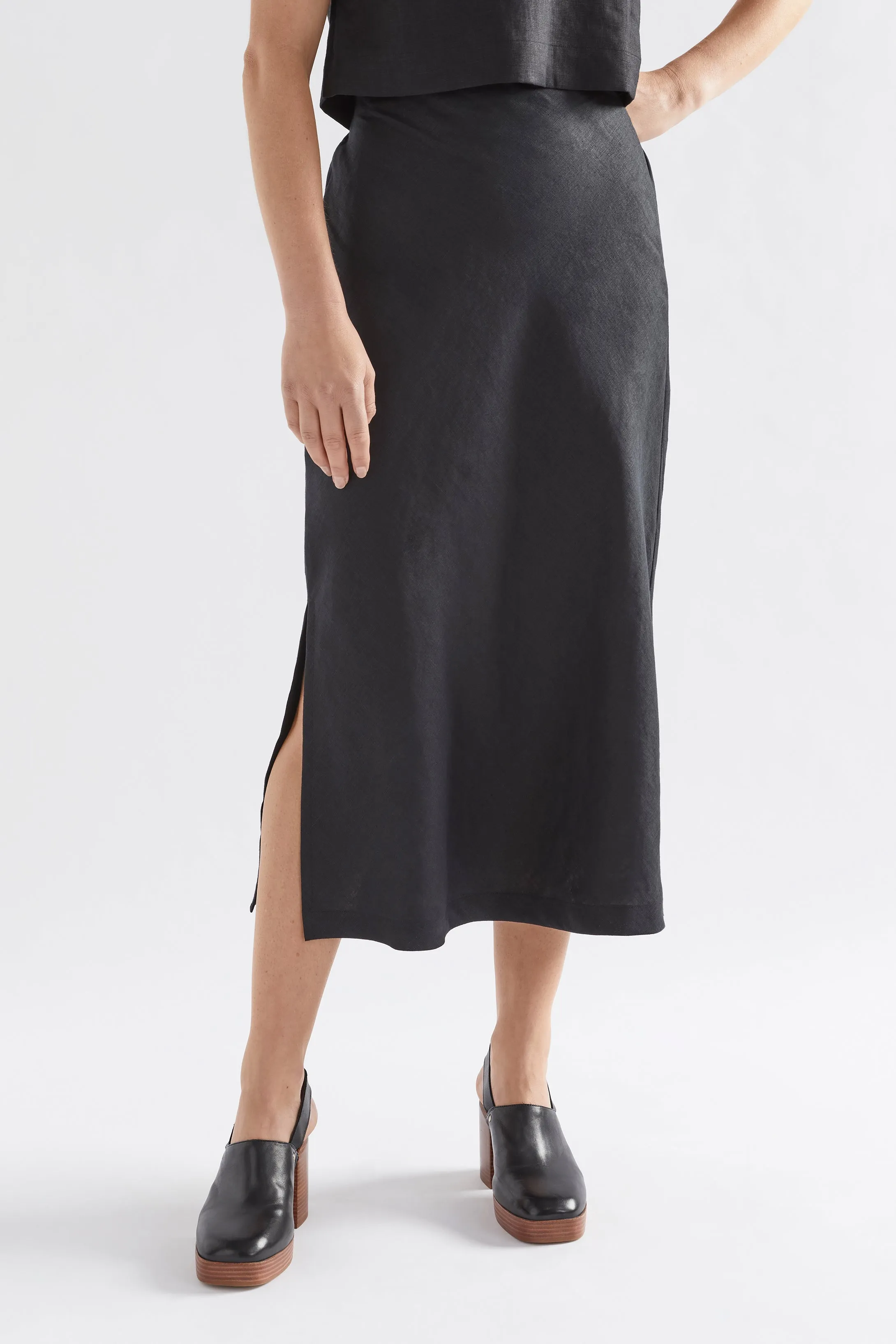 Stilla Linen Skirt