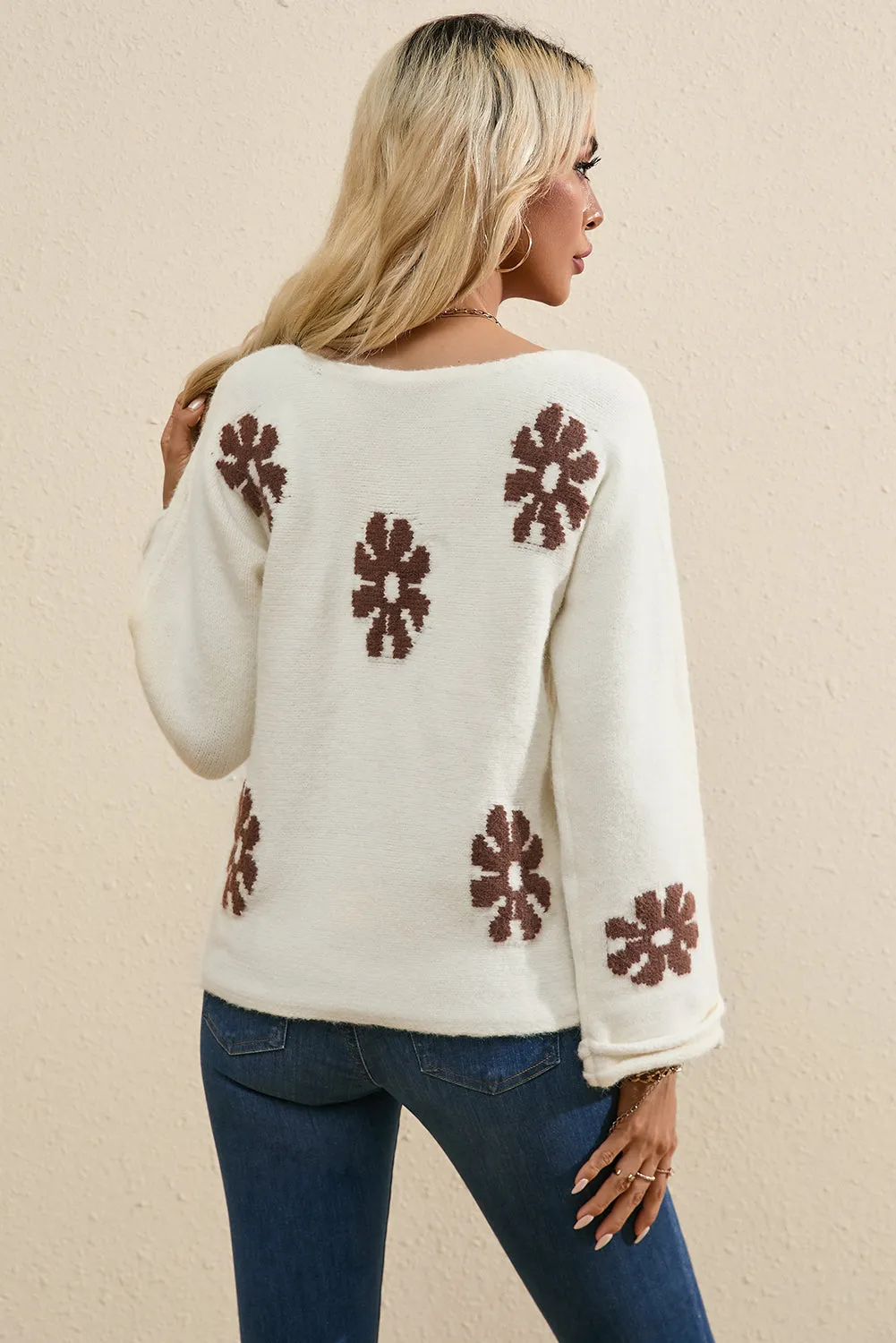 White 60s Floral Pattern Crewneck Sweater