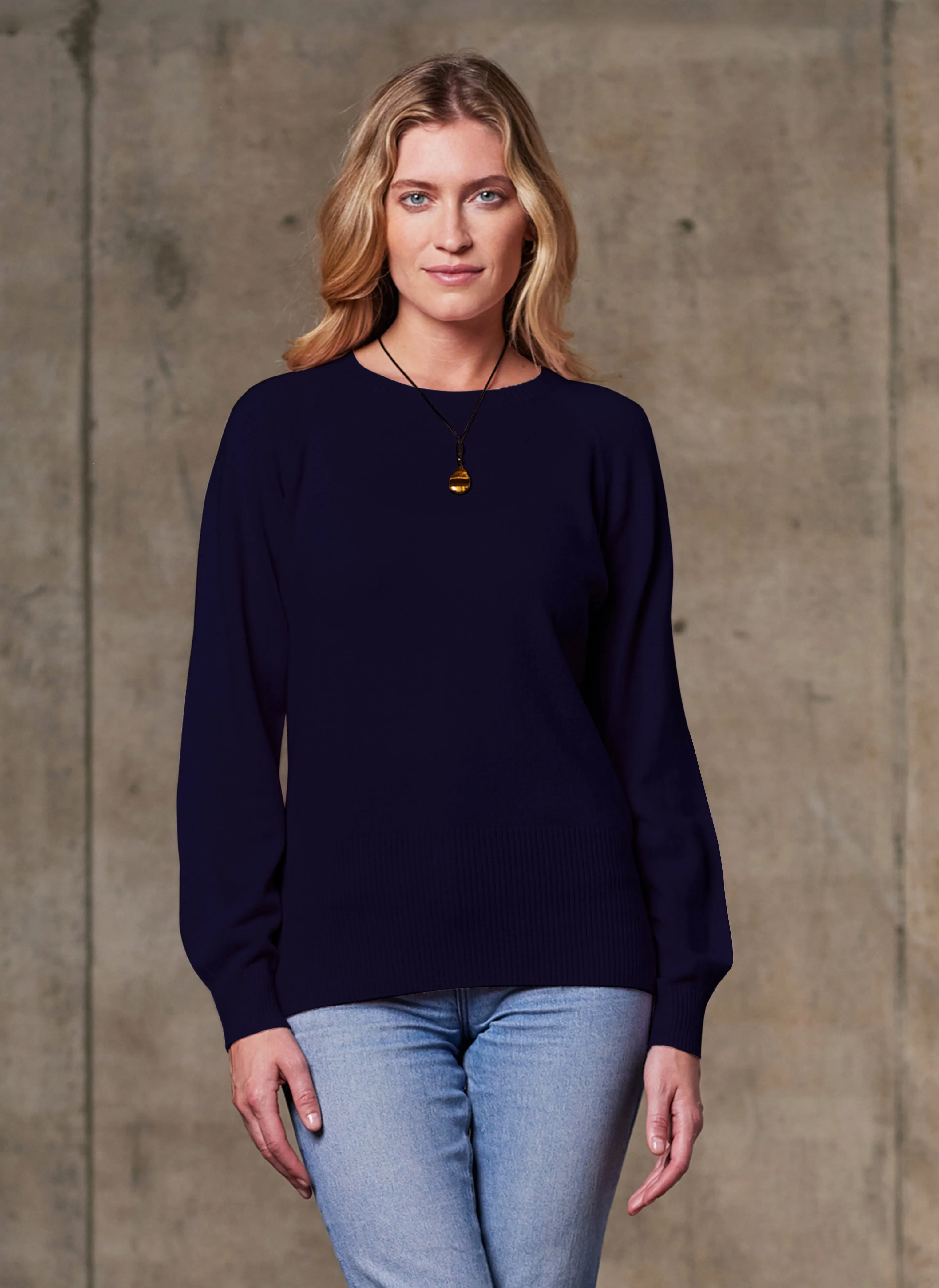 Women's Sofia Crew Neck Cashmere Sweater in Navy