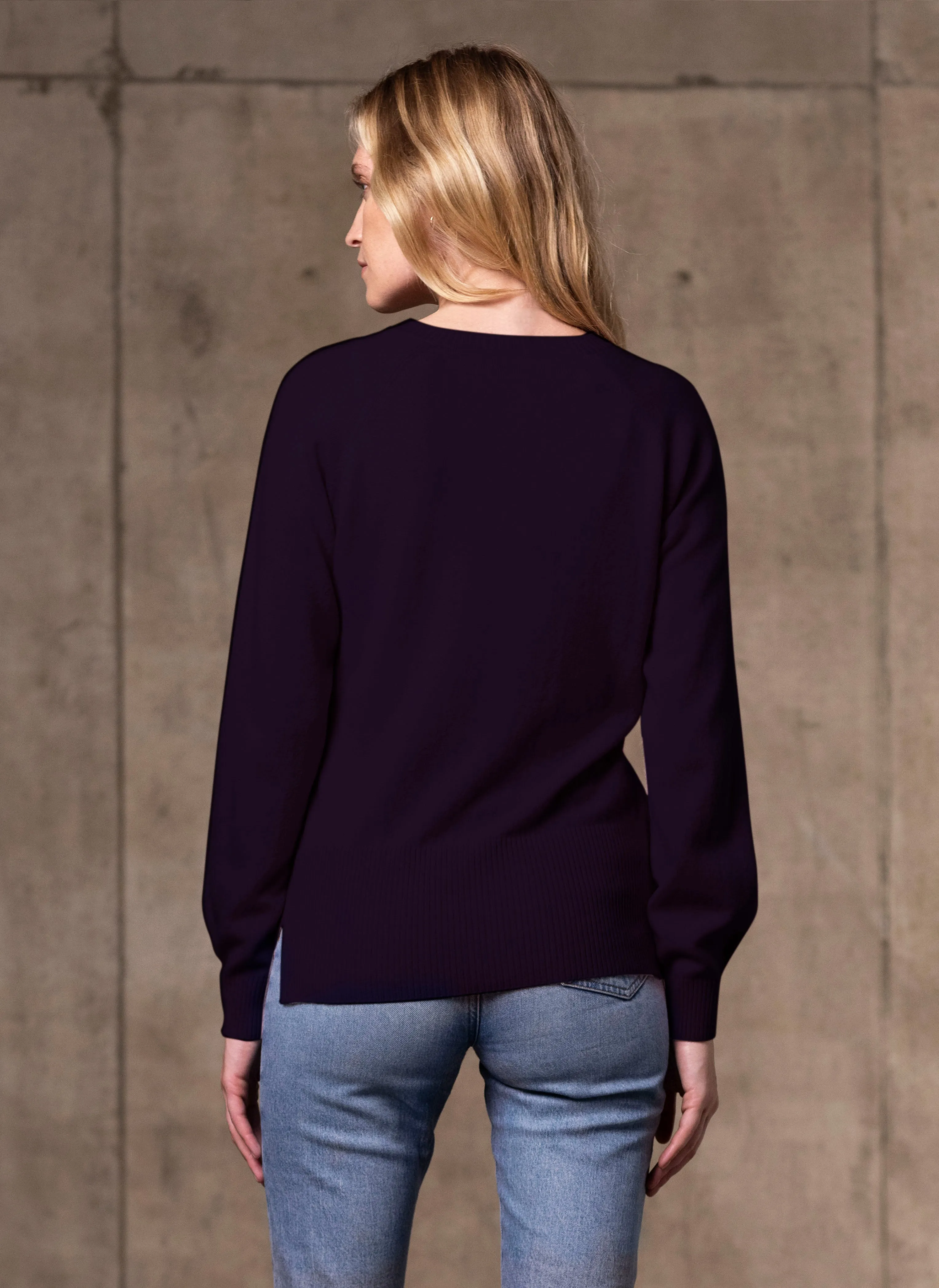 Women's Sofia Crew Neck Cashmere Sweater in Navy